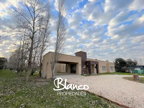 Casa  en Venta en La Escondida, Pilar, G.B.A. Zona Norte