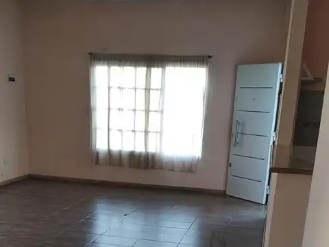 Casa en venta - 5 Dormitorios 3 Baños - 500Mts2 - Quilmes Oeste