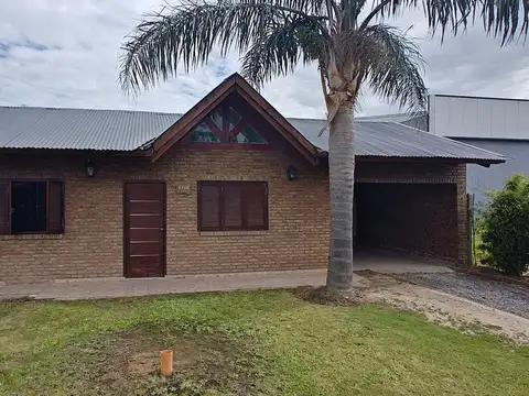 Casa en Venta con 1 cochera