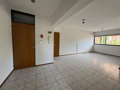 Departamento 5 ambientes con 1 baño