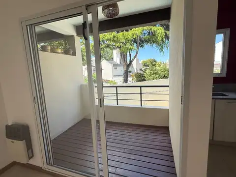 Depto Tipo Casa en Alquiler de 1 dormitorio