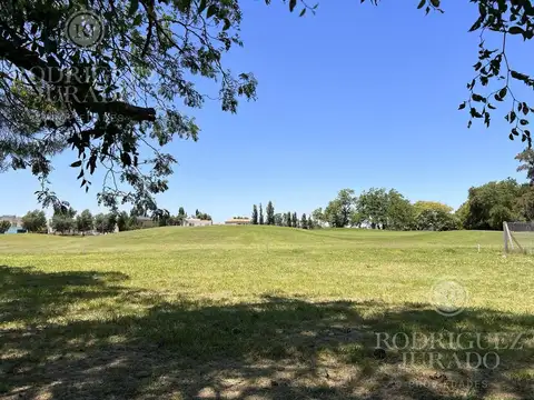 Haras Santa Maria - Lote al Golf 100