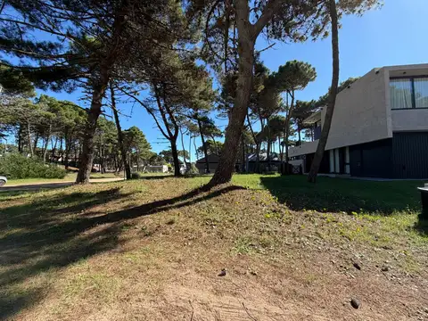 Terreno en Venta en Pinamar, USD 114.000