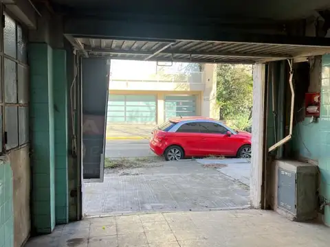 Galpon en Alquiler 9,76  mts Frente