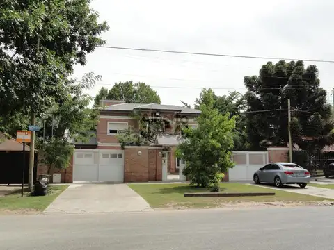 Casa en Venta en 19/501 y 503 Manuel B Gonnet - Alberto Dacal Propiedades