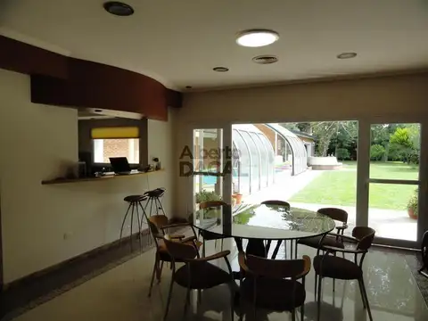 Casa en Venta en Manuel B Gonnet, USD 1.000.000