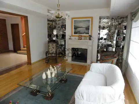 Casa en Venta de 5 dormitorios