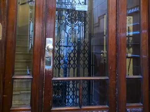 Oficina en Venta 80 años