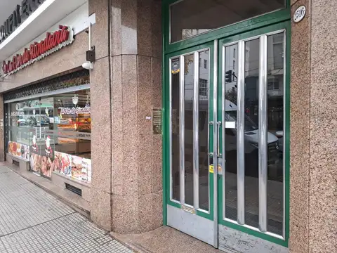 Avenida Rivadavia 2500