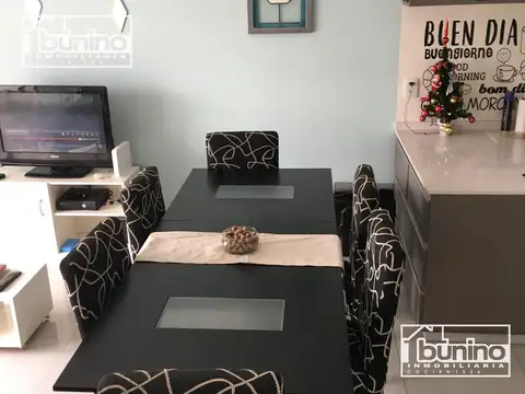 Casa en Alquiler Temporal con 1 cochera