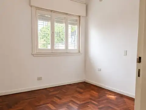 Depto Tipo Casa en Alquiler en Villa Ballester, $ 1.200.000