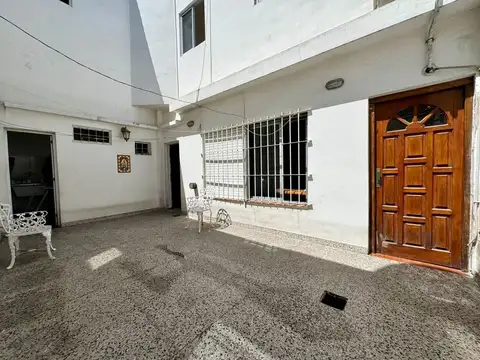 Depto Tipo Casa en Venta de 7 ambientes
