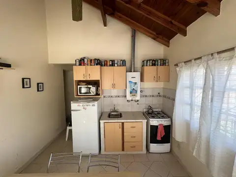 Casa 3 ambientes con 1 baño