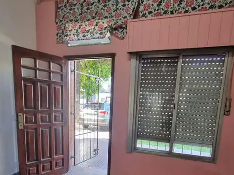 Depto Tipo Casa en Alquiler en Virreyes, $ 500.000