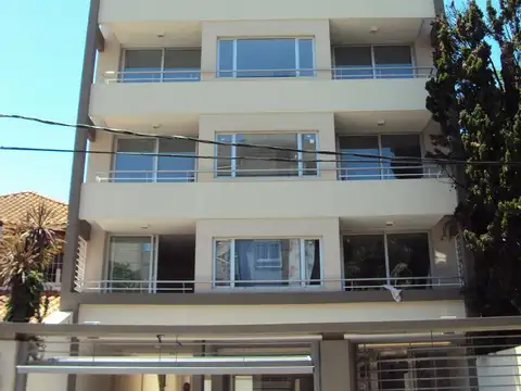 HERMOSO DEPTO 2 DORMITORIOS 2 BAÑOS  CON COCHERA Y BAULERA