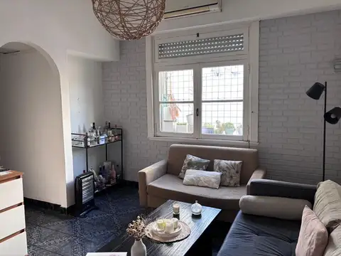 Departamento en Venta en Chacarita, USD 89.000