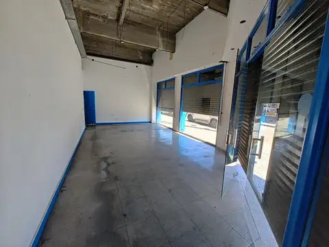 Local en Alquiler en Gonzalez Catan Centro, $ 1.200.000