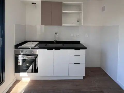 Venta de apartamento de 1 dormitorio en Cordón Sur. ENTREGA INMEDIATA