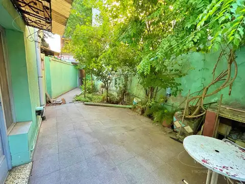 Depto Tipo Casa en Venta con 1 cocheras