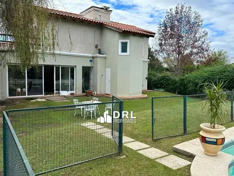 Casa en Alquiler de 3 dormitorios