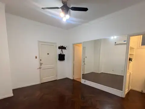 VENTA departamento 2 Ambientes Colegiales
