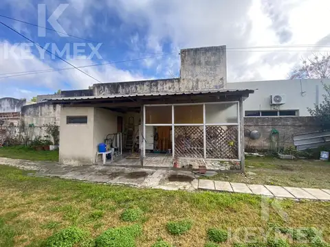 Casa 3 ambientes con 2 baños
