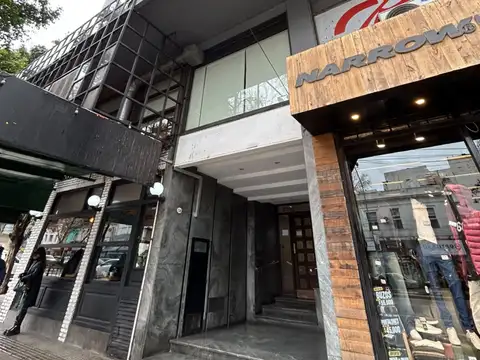 Departamento 3 Ambientes con Balcón y Lavadero - Av Maipú 2391, Olivos.