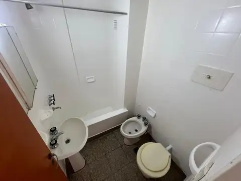 Departamento 3 ambientes con 1 baño