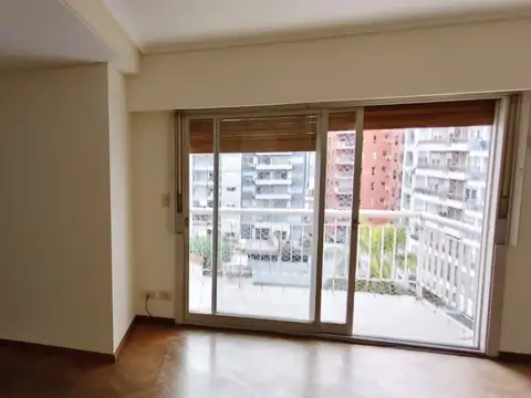 Excelente Piso 4 Amb Balcon Y Cochera S/cubierta. 82 Mts. Diaz Colodrero 2500. V Urquiza.