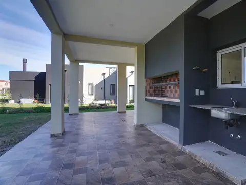 Casa en Alquiler A Estrenar
