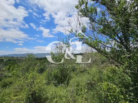 Terreno en Venta en Villa Parque Siquiman, USD 550.000