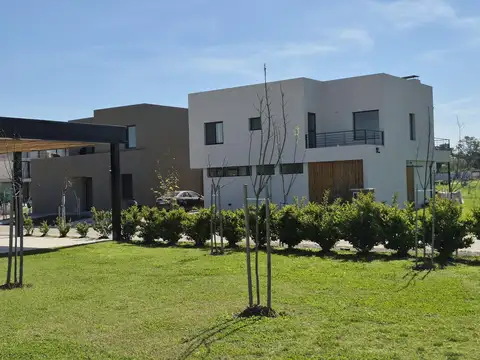 Terreno en Venta en Manuel Alberti, USD 80.000