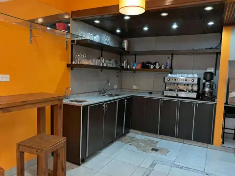 Local en Alquiler en Villa Urquiza, $ 920.000