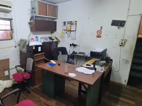 Galpon en dos plantas 480m² en VENTA - VILLA BALLESTER