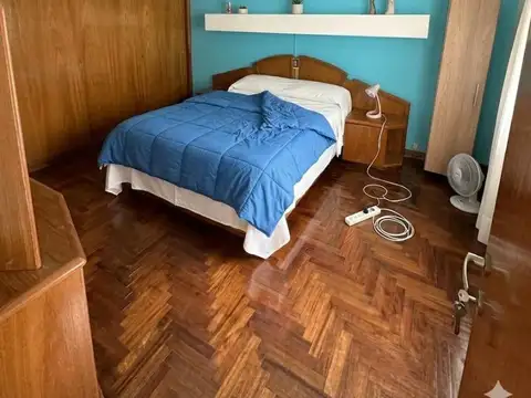 Depto Tipo Casa en Venta 50 años