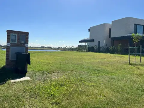 Terreno en Venta en Puertos - Barrio Amarras, USD 195.000