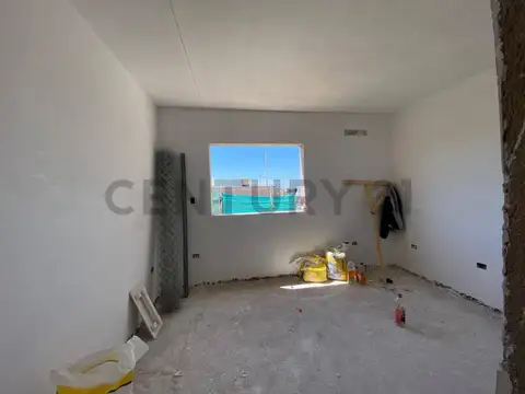 Casa 2 ambientes con 3 baños