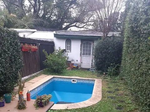 Casa 5 ambientes con 1 baño