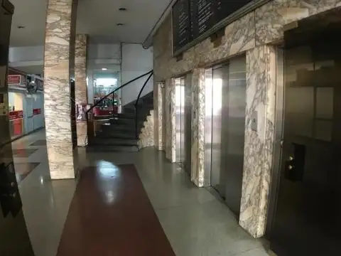 General Juan Lavalle e/ Paraná y Montevideo