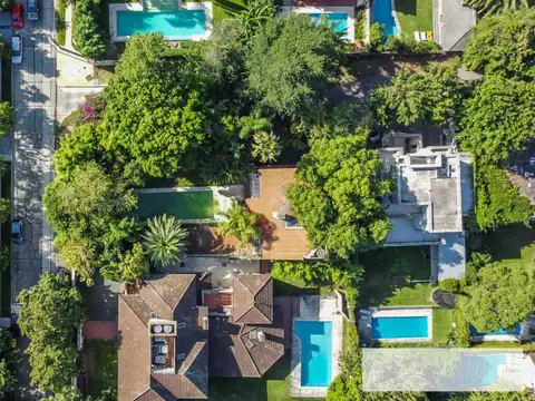 EXCELENTE LOTE DE  841 M² UBICADO EN EL BAJO DE ACASSUSO