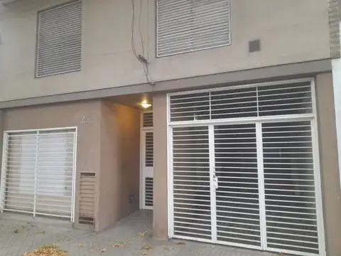 Riobamba Bis 100, Piso 01