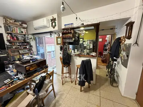 JUAN F. SEGUI AL 3500 - BAULERA IMPECABLE TODO SOL DESAYUNADOR