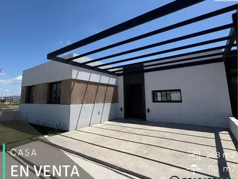 CASA 3 DORMITORIOS - RINCONES DE MANANTIALES