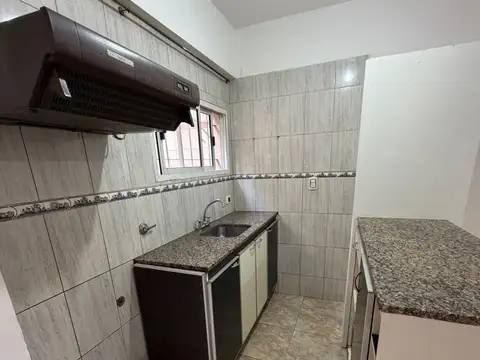 Departamento en Alquiler en San Justo, $ 450.000