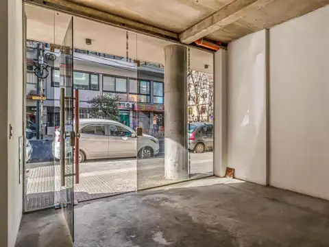 A ESTRENAR!  Local en alquiler en PARAGUAY 2814, RECOLETA