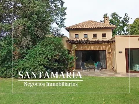 Casa en Venta en Fincas Del Lago, USD 260.000