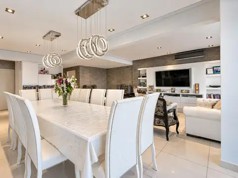 Departamento en Venta de 4 dormitorios