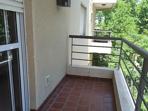 Departamento en Alquiler en Zárate, $ 650.000