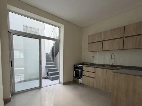 Depto Tipo Casa en Venta de 4 ambientes