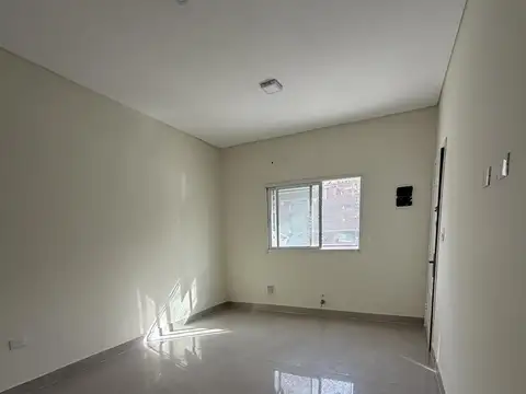 Depto Tipo Casa en Venta en Monte Castro, USD 230.000